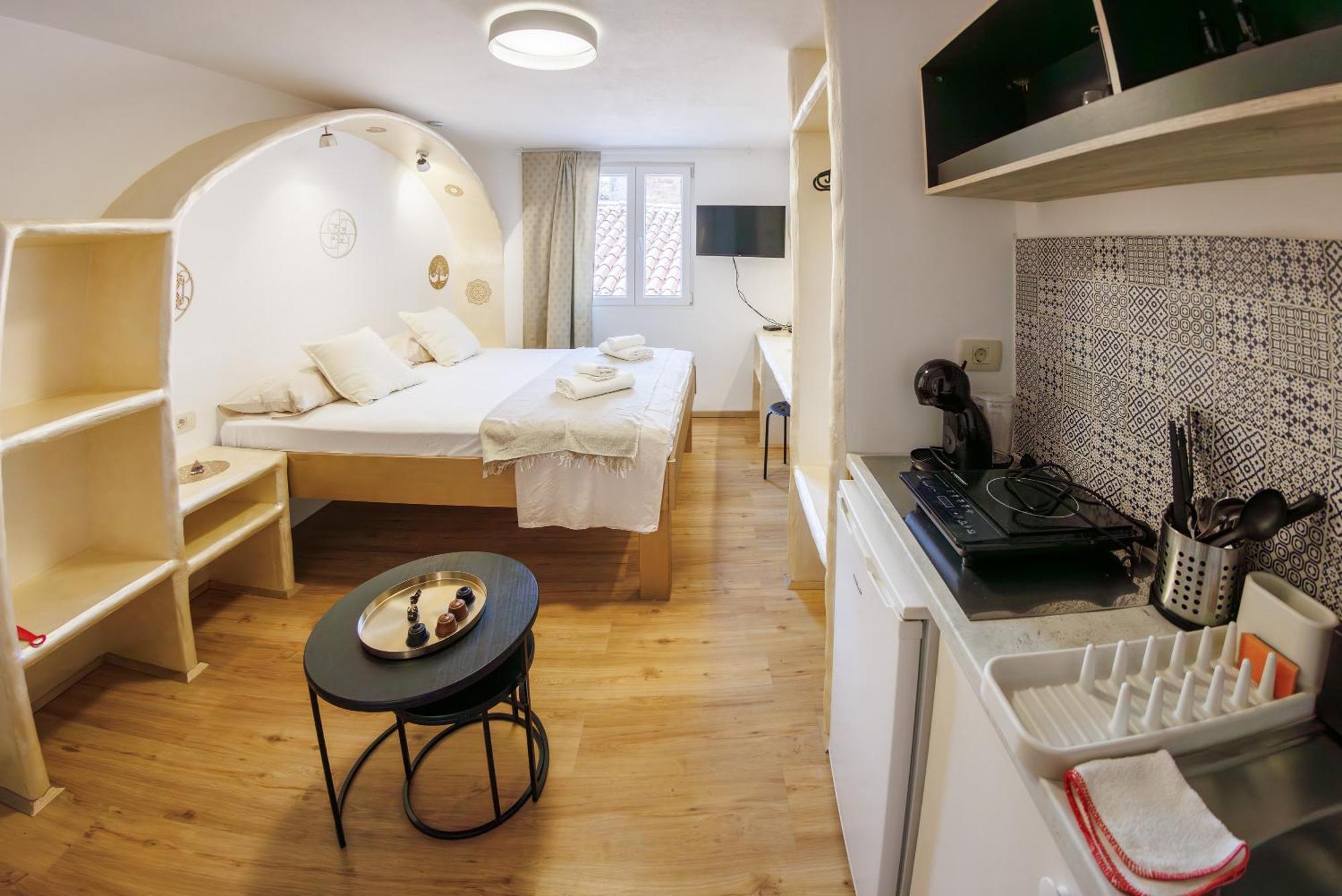 Plutus Apartments And Rooms With Free Parking Koper Dış mekan fotoğraf